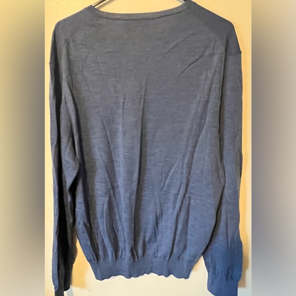 Polo Ralph Lauren merino wool v neck sweater - Picture 3 of 5